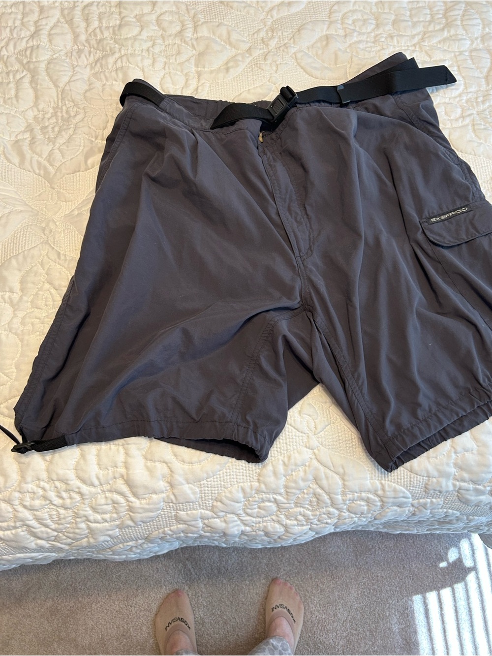 Men's Hybrid Outdoor Shorts with Integrated Webbing Belt - Charcoal Gray